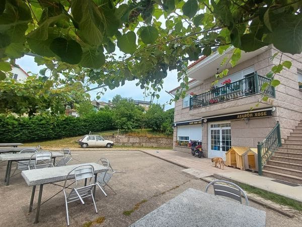 3 slaapkamer Restaurant/bar te koop in A Caniza met garage - € 350.000 (Ref: 9685373)