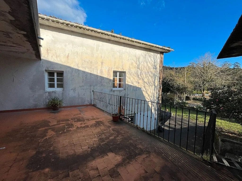 11 bedroom Finca/Country House for sale in O Rosal with garage - € 335,000 (Ref: 9685374)