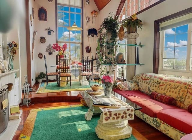 5 sovrum Villa till salu i Vigo med garage - 650 000 € (Ref: 9685376)