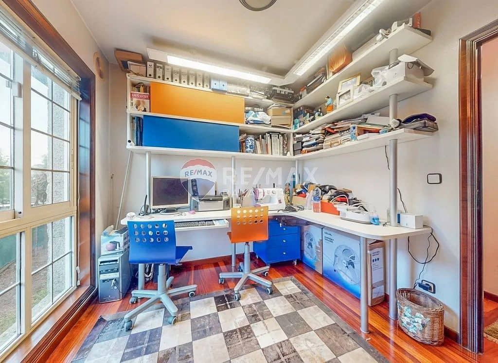 5 sypialnia Willa na sprzedaż w Vigo z garażem - 650 000 € (Ref: 9685376)