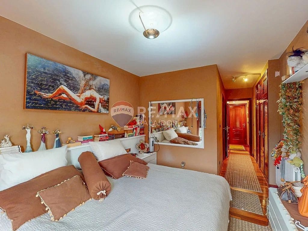 5 sypialnia Willa na sprzedaż w Vigo z garażem - 650 000 € (Ref: 9685376)