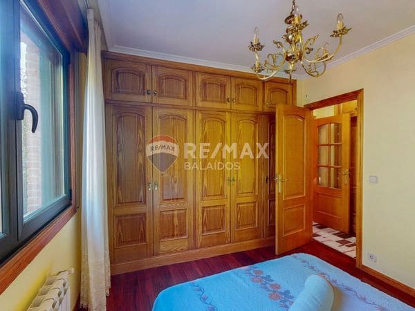 4 bedroom Villa for sale in Gondomar with pool garage - € 485,000 (Ref: 9685380)