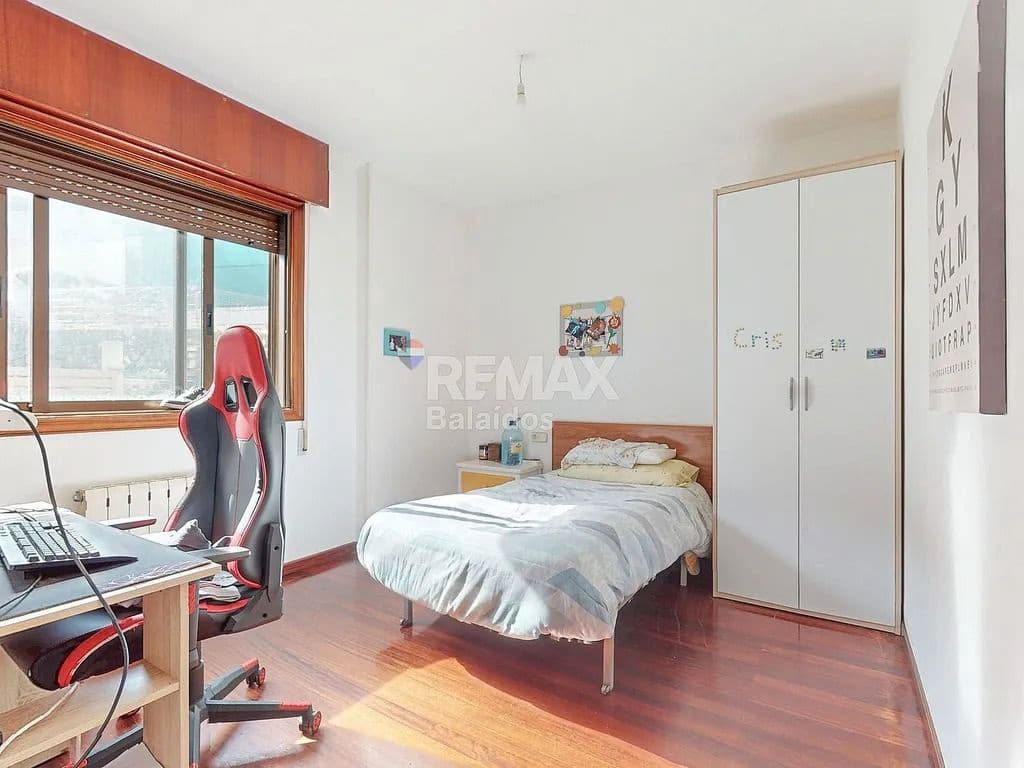 9 bedroom Villa for sale in Baiona with garage - € 420,000 (Ref: 9685381)