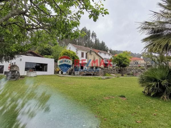 Hotel de 6 habitaciones en Tomiño en venta con piscina garaje - 695.000 € (Ref: 9685382)