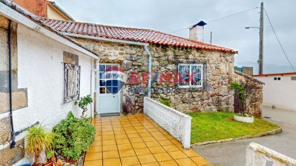 6 makuuhuone Maalaistalo myytävänä paikassa Tomino mukana uima-altaan 
autotalli - 695 000 € (Ref: 9685382)