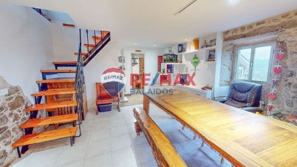 6 makuuhuone Maalaistalo myytävänä paikassa Tomino mukana uima-altaan 
autotalli - 695 000 € (Ref: 9685382)