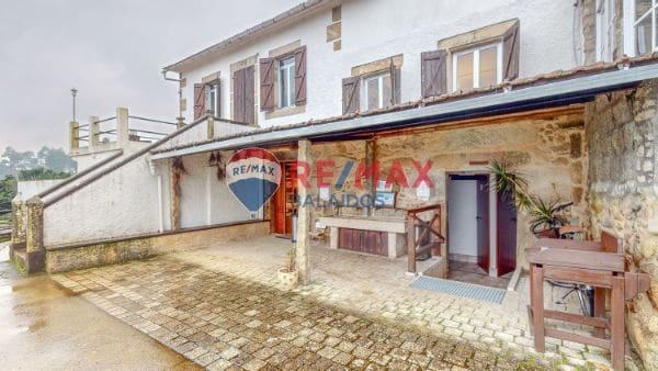 6 makuuhuone Maalaistalo myytävänä paikassa Tomino mukana uima-altaan 
autotalli - 695 000 € (Ref: 9685384)