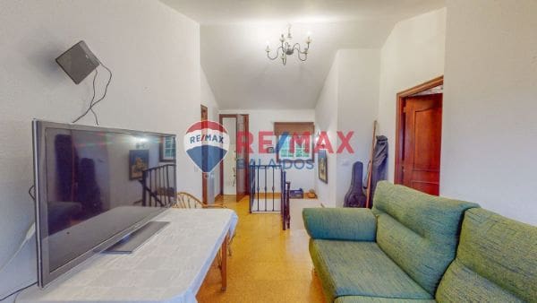 6 makuuhuone Maalaistalo myytävänä paikassa Tomino mukana uima-altaan 
autotalli - 695 000 € (Ref: 9685384)