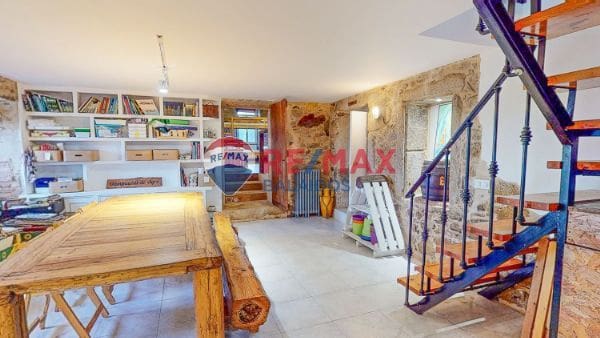 6 makuuhuone Maalaistalo myytävänä paikassa Tomino mukana uima-altaan 
autotalli - 695 000 € (Ref: 9685384)