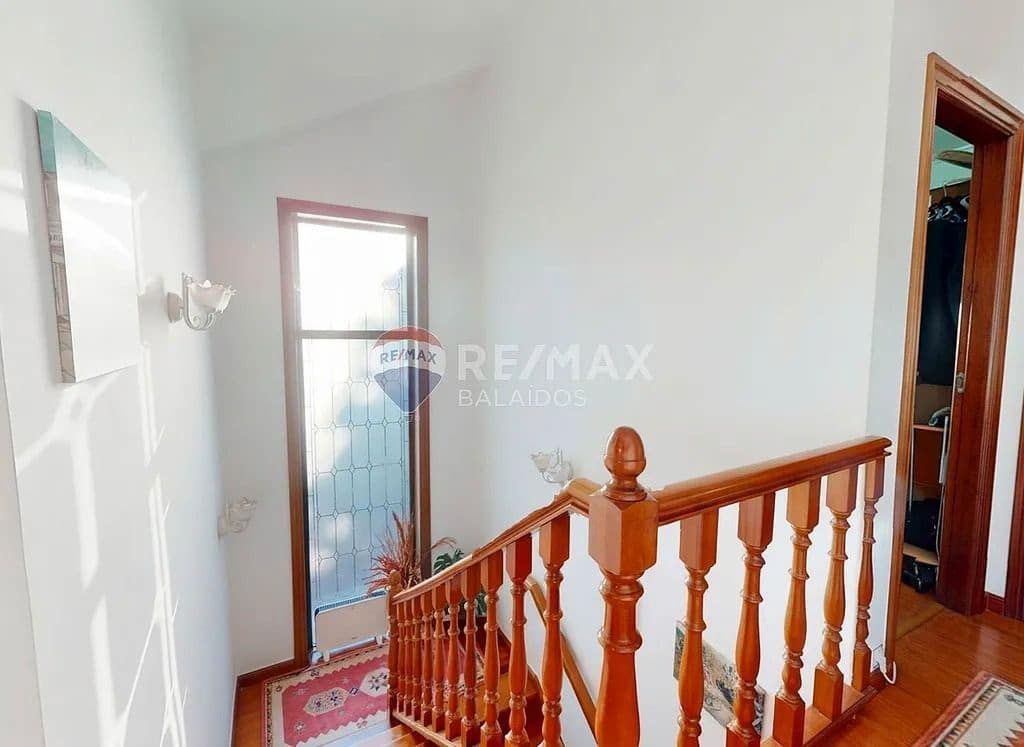 4 slaapkamer Villa te koop in Vigo met garage - € 570.000 (Ref: 9685386)