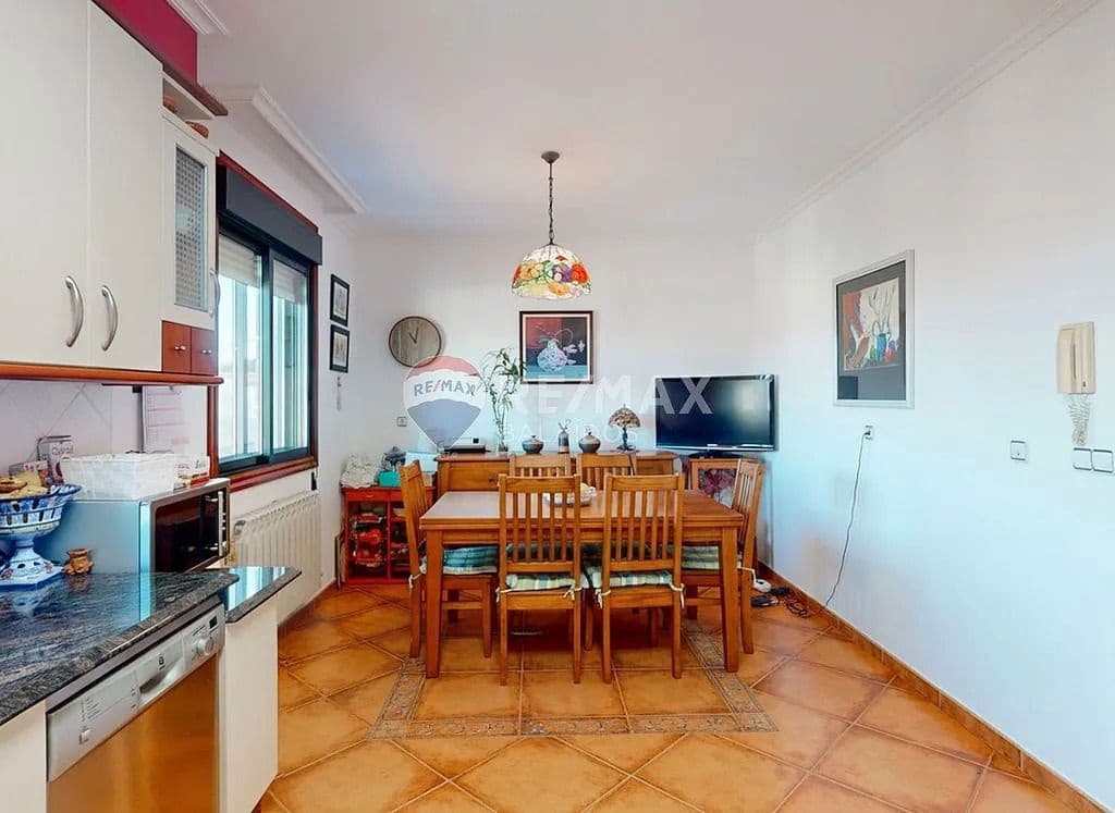 4 slaapkamer Villa te koop in Vigo met garage - € 570.000 (Ref: 9685386)