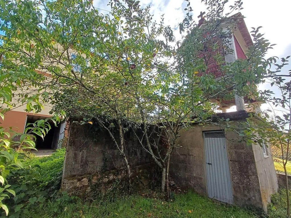3 bedroom Finca/Country House for sale in Mondariz with garage - € 199,000 (Ref: 9685387)