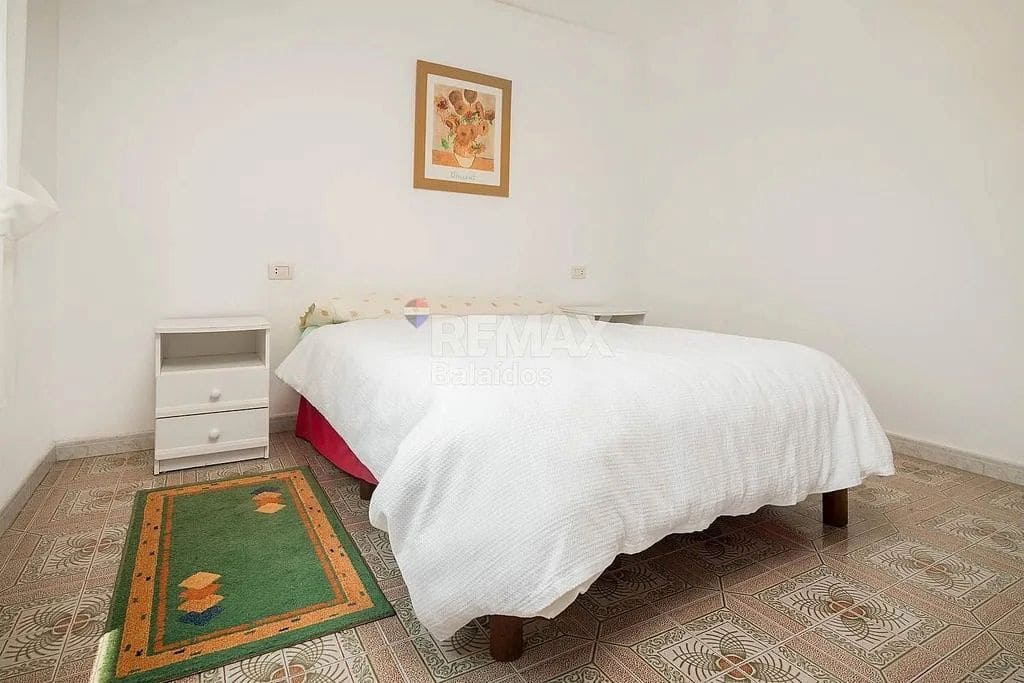 7 slaapkamer Finca/Landhuis te koop in A Pobra do Caraminal met garage - € 340.000 (Ref: 9685388)