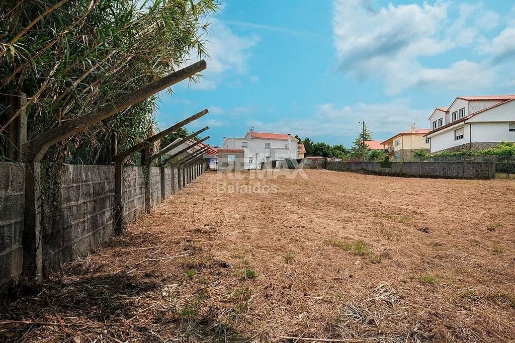 7 slaapkamer Finca/Landhuis te koop in A Pobra do Caraminal met garage - € 340.000 (Ref: 9685388)