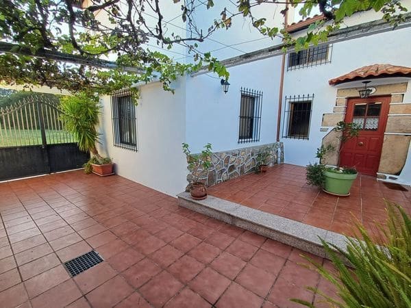 4 makuuhuone Maalaistalo myytävänä paikassa A Guarda - 195 000 € (Ref: 9685389)