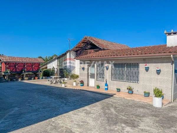 4 Zimmer Finca/Landgut zu verkaufen in Ponteareas mit Garage - 270.000 € (Ref: 9685391)