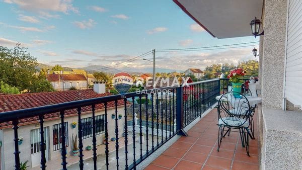 4 Zimmer Finca/Landgut zu verkaufen in Ponteareas mit Garage - 270.000 € (Ref: 9685391)