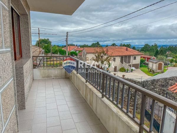 6 chambre Finca/Maison de Campagne à vendre à Ponteareas avec garage - 250 000 € (Ref: 9685392)