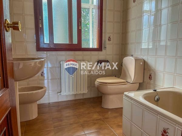 6 makuuhuone Maalaistalo myytävänä paikassa Ponteareas mukana 
autotalli - 250 000 € (Ref: 9685392)