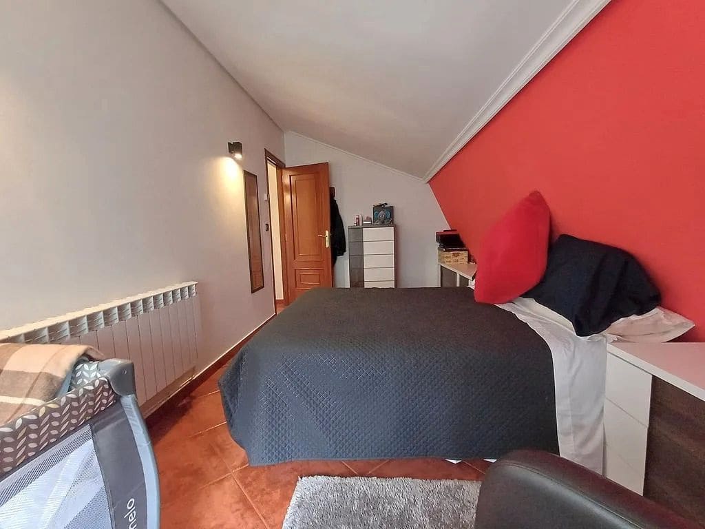 2 bedroom Apartment for sale in A Caniza - € 99,000 (Ref: 9685396)