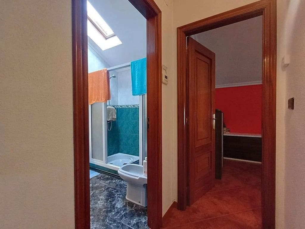 2 bedroom Apartment for sale in A Caniza - € 99,000 (Ref: 9685396)