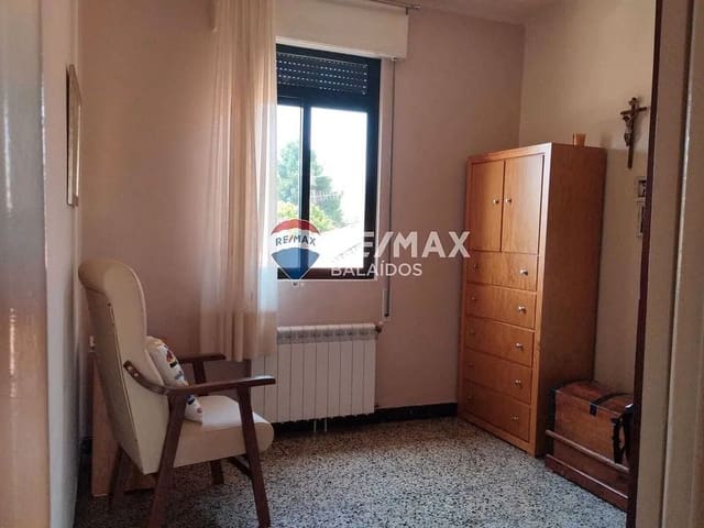 3 camera da letto Casa in vendita in Tui con garage - 250.000 € (Rif: 9685397)
