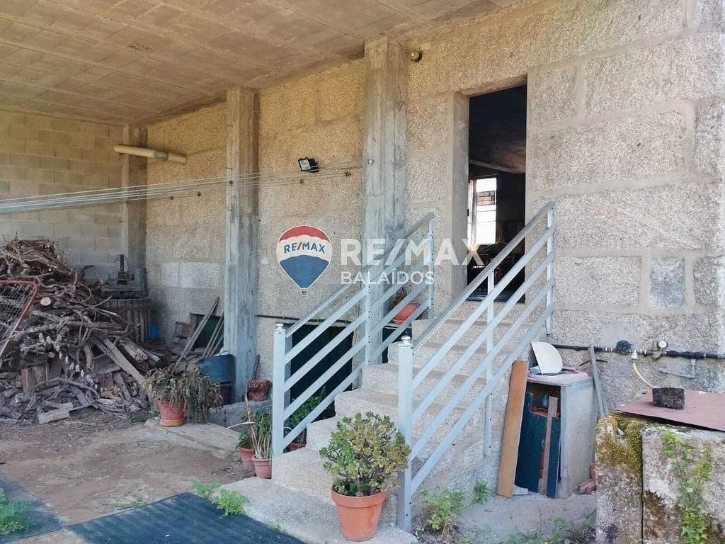 3 camera da letto Casa in vendita in Tui con garage - 250.000 € (Rif: 9685397)