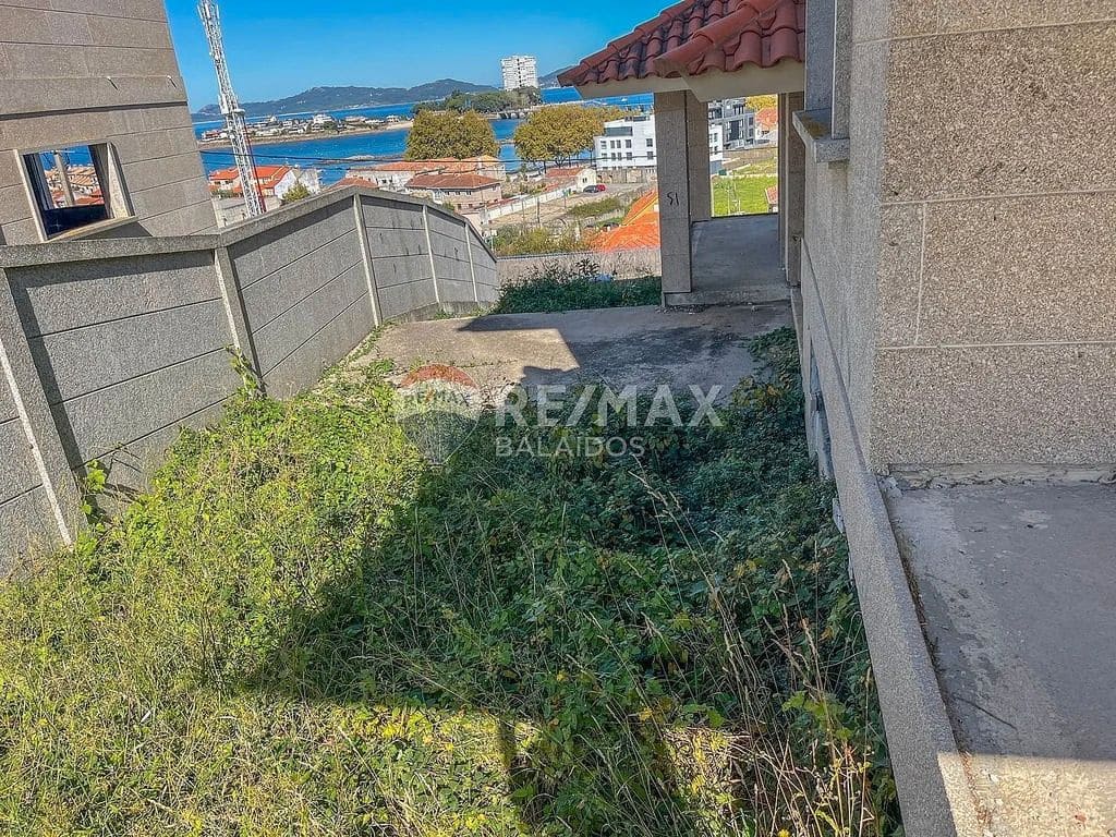 4 slaapkamer Villa te koop in Vigo met garage - € 495.000 (Ref: 9685405)