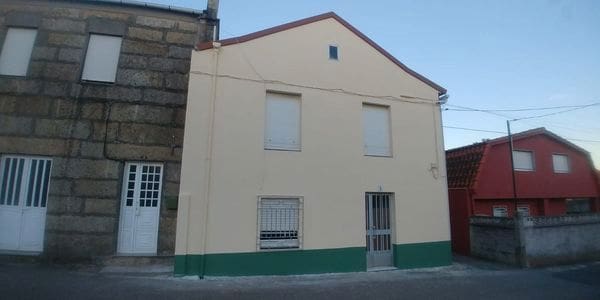 4 bedroom Finca/Country House for sale in Vigo with garage - € 135,000 (Ref: 9685406)
