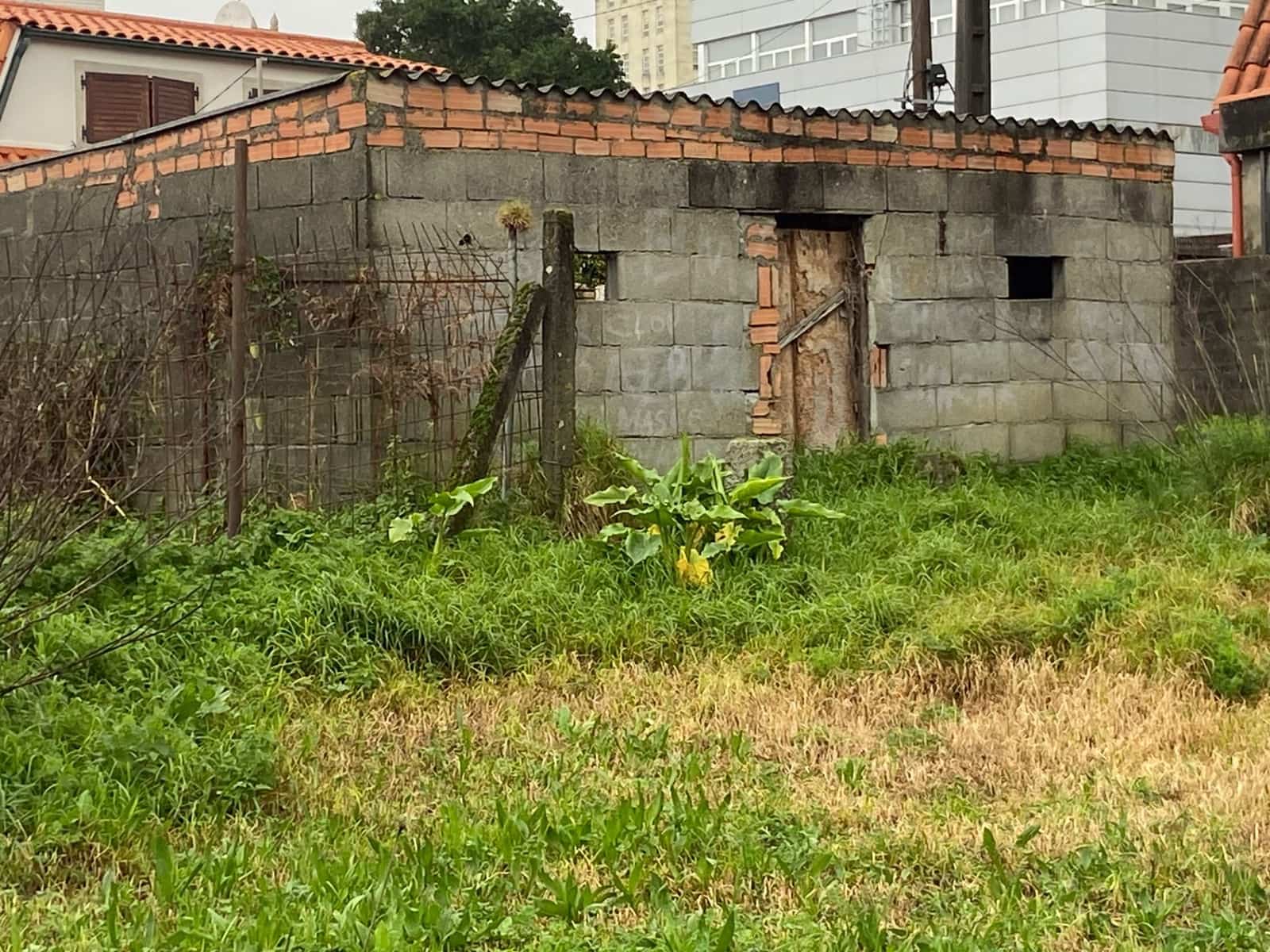 4 bedroom Finca/Country House for sale in Vigo with garage - € 135,000 (Ref: 9685406)