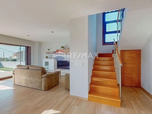 4 chambre Villa/Maison à vendre à Vigo avec piscine garage - 690 000 € (Ref: 9685408)
