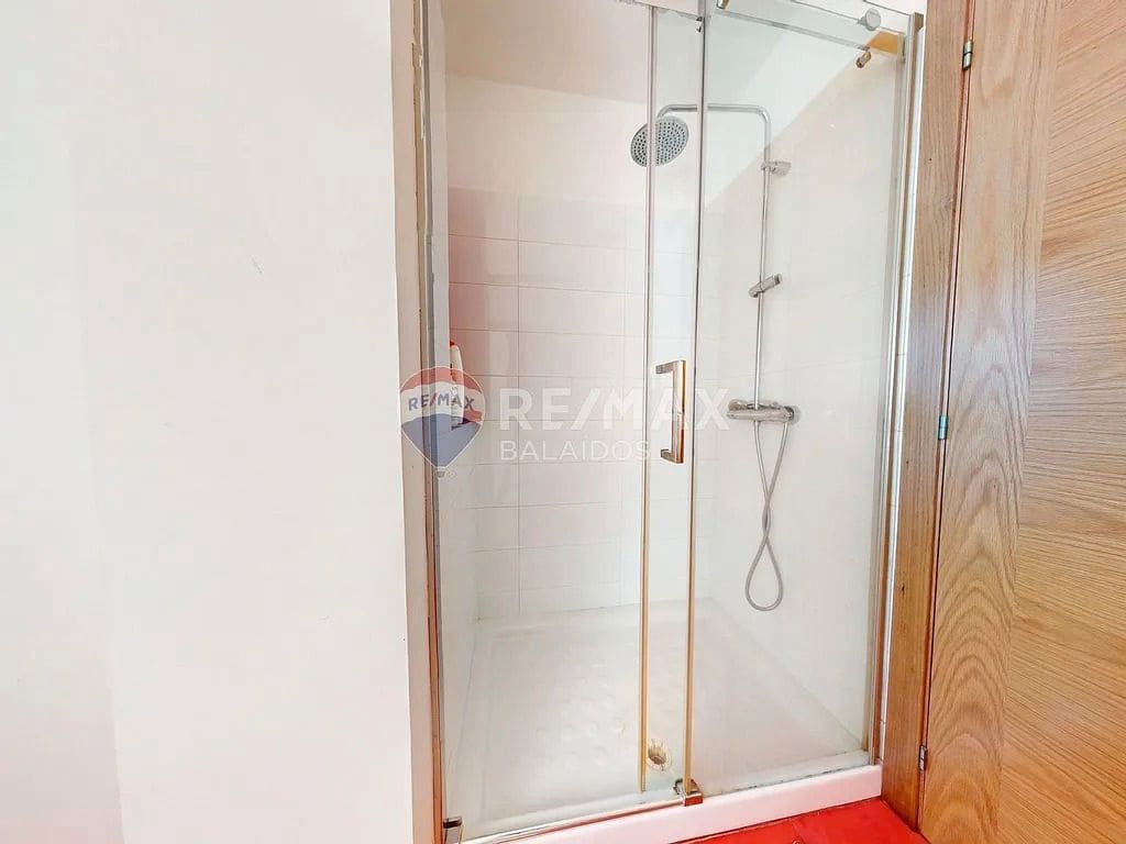 4 slaapkamer Villa te koop in Vigo met zwembad garage - € 690.000 (Ref: 9685408)