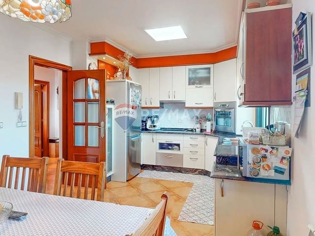 4 soverom Villa til salgs i Vigo med garasje - € 570 000 (Ref: 9685410)