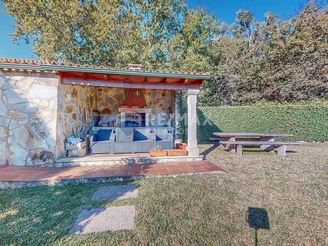 6 camera da letto Villa in vendita in Tui con piscina garage - 570.000 € (Rif: 9685416)