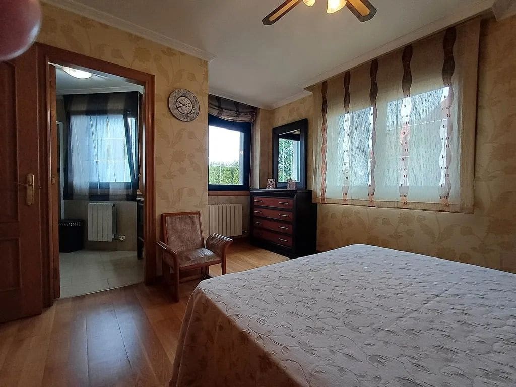 5 camera da letto Villa in vendita in Vigo con garage - 650.000 € (Rif: 9685421)