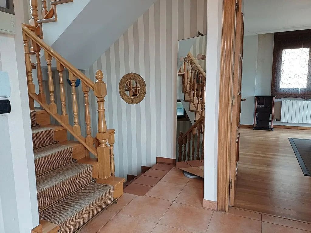 5 camera da letto Villa in vendita in Vigo con garage - 650.000 € (Rif: 9685421)