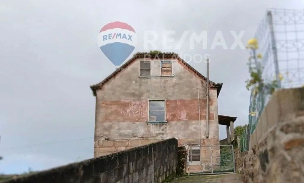 Maalaistalo myytävänä paikassa Moana mukana 
autotalli - 185 000 € (Ref: 9685422)