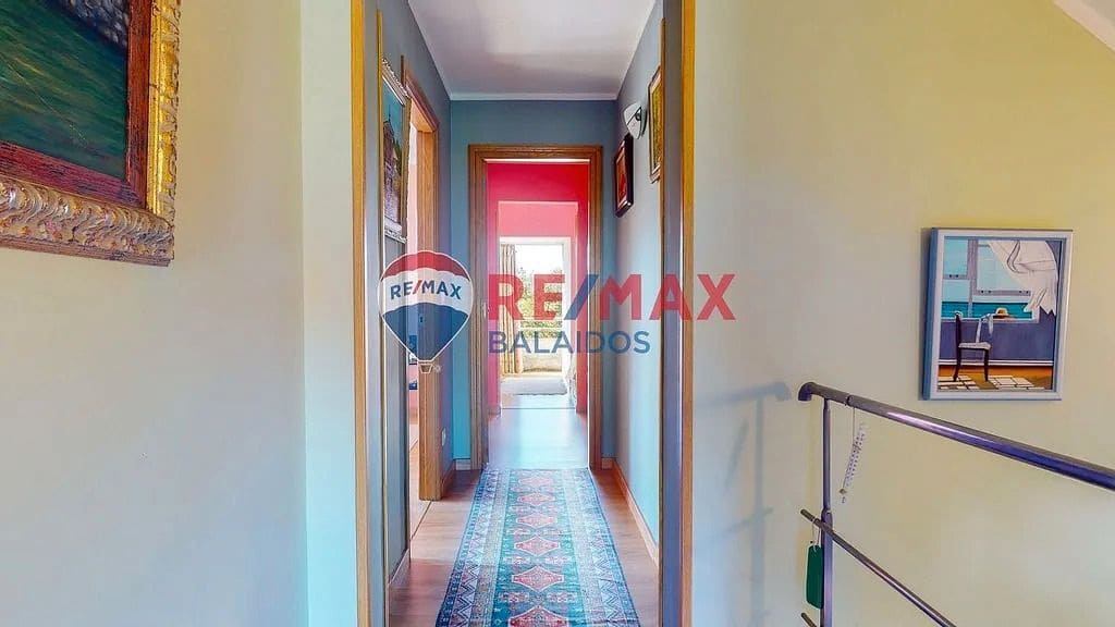 6 bedroom Semi-detached Villa for sale in Ponteareas with pool garage - € 280,000 (Ref: 9685427)