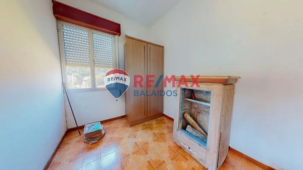 6 bedroom Semi-detached Villa for sale in Ponteareas with pool garage - € 280,000 (Ref: 9685427)