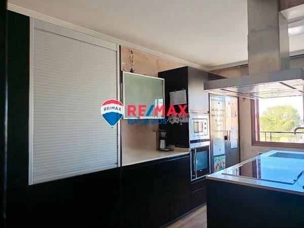 10 slaapkamer Hotel te koop in Moana met garage - € 580.000 (Ref: 9685432)