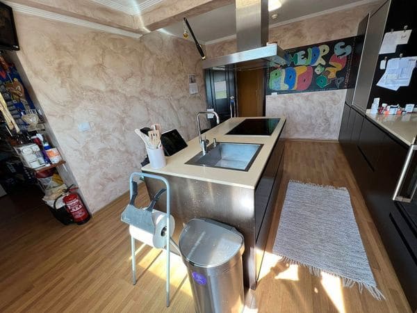 10 slaapkamer Hotel te koop in Moana met garage - € 580.000 (Ref: 9685432)