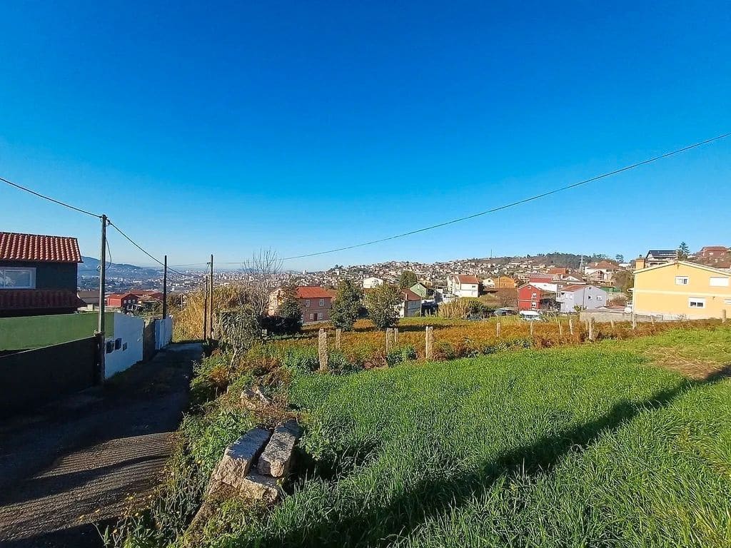 Działka budowlana na sprzedaż w Vigo - 98 000 € (Ref: 9685435)