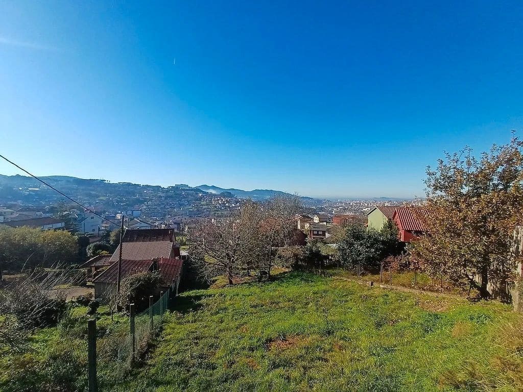 Działka budowlana na sprzedaż w Vigo - 98 000 € (Ref: 9685435)