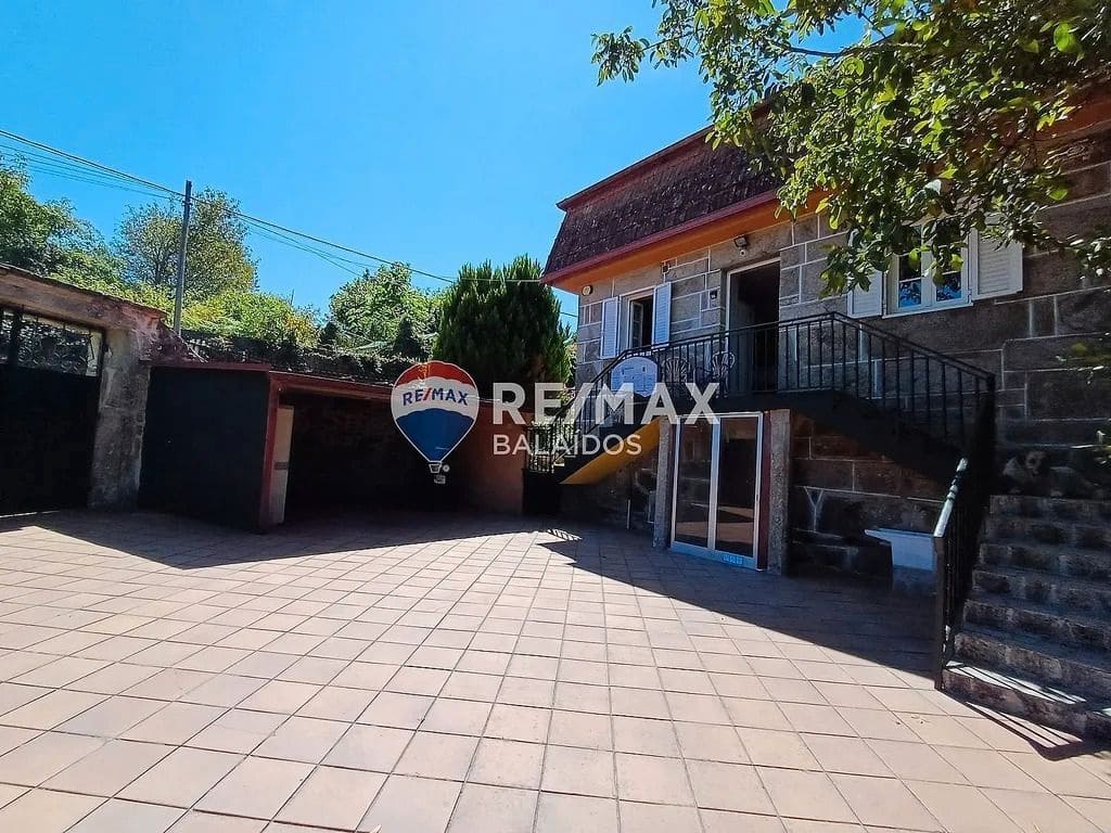 8 slaapkamer Finca/Landhuis te koop in Covelo met garage - € 299.000 (Ref: 9685436)