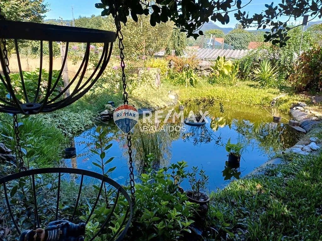 8 slaapkamer Finca/Landhuis te koop in Covelo met garage - € 299.000 (Ref: 9685436)