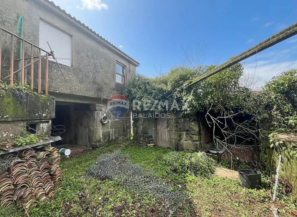 2 bedroom Finca/Country House for sale in Gondomar - € 110,000 (Ref: 9685439)