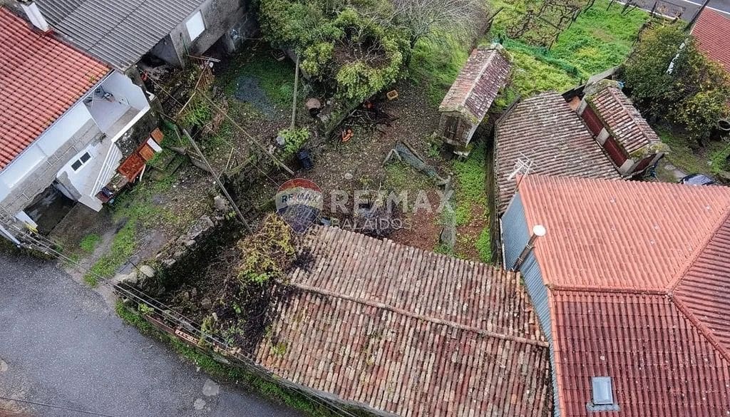 2 bedroom Finca/Country House for sale in Gondomar - € 110,000 (Ref: 9685439)