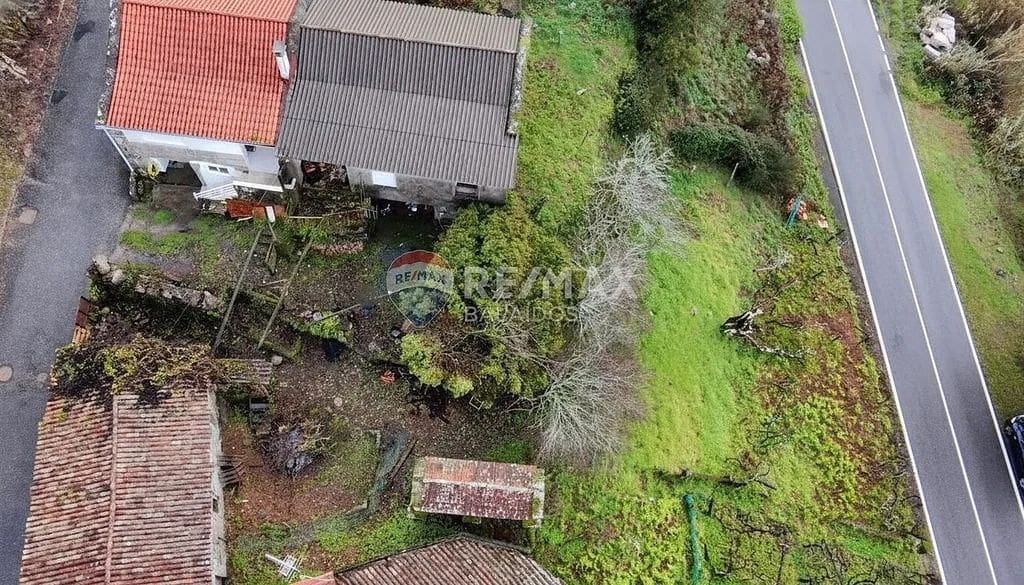 2 bedroom Finca/Country House for sale in Gondomar - € 110,000 (Ref: 9685439)