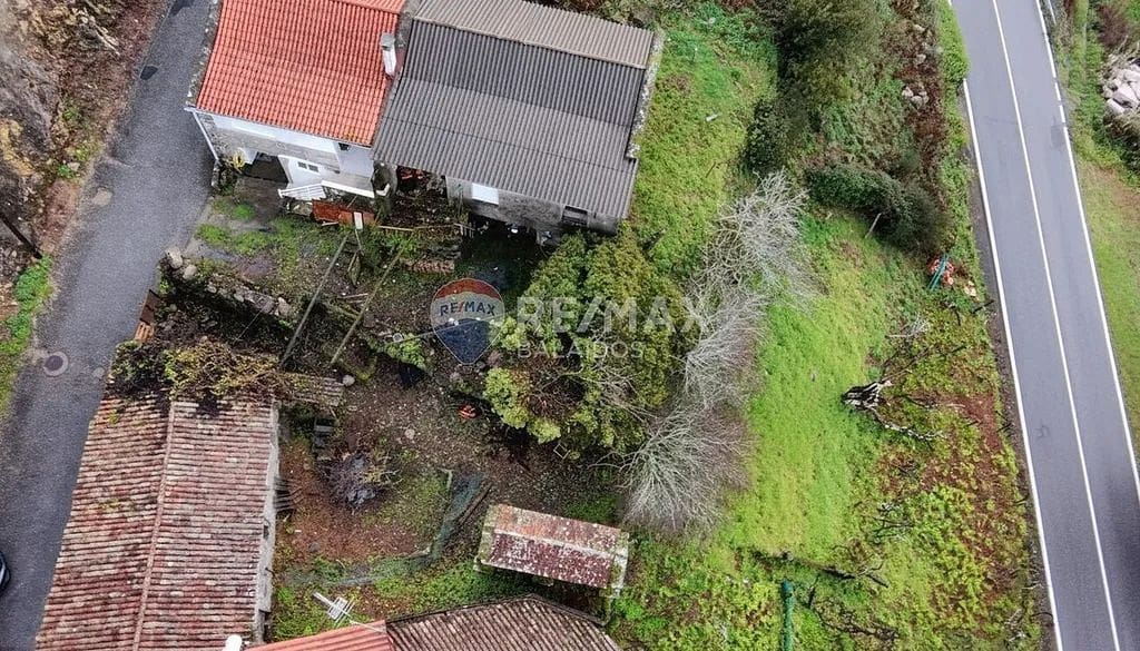 2 bedroom Finca/Country House for sale in Gondomar - € 110,000 (Ref: 9685439)