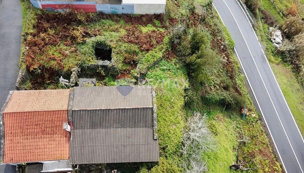 2 bedroom Finca/Country House for sale in Gondomar - € 110,000 (Ref: 9685439)